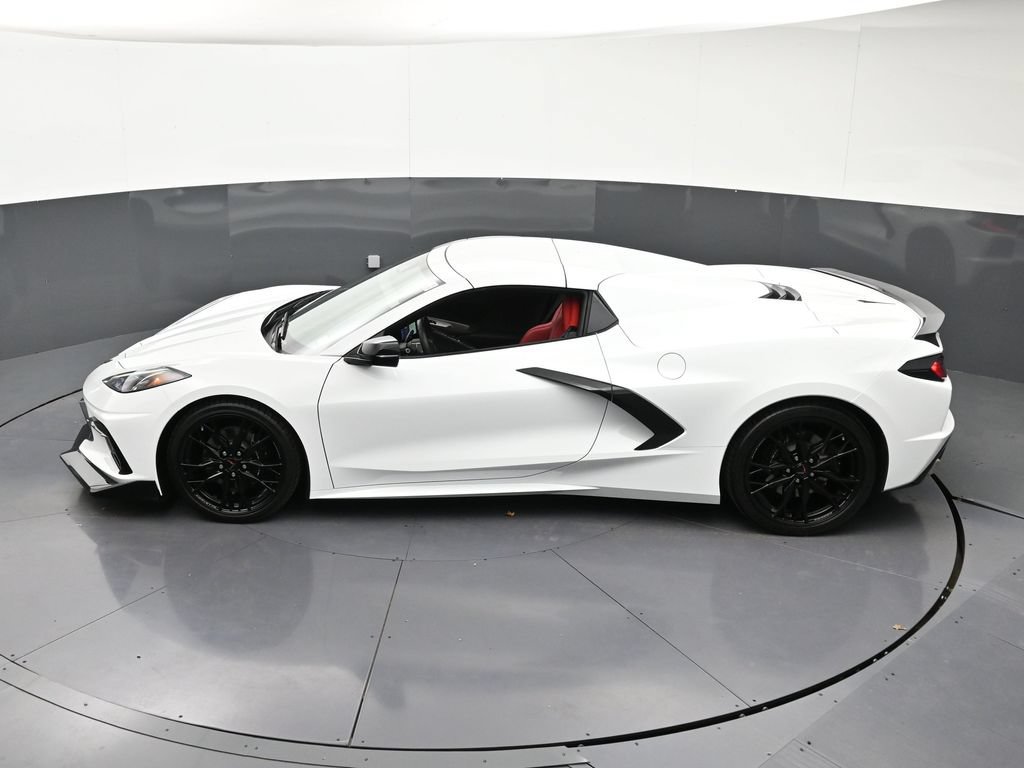 Used 2025 Chevrolet Corvette Stingray Convertible w/ Battery Protection Package RWD image 15