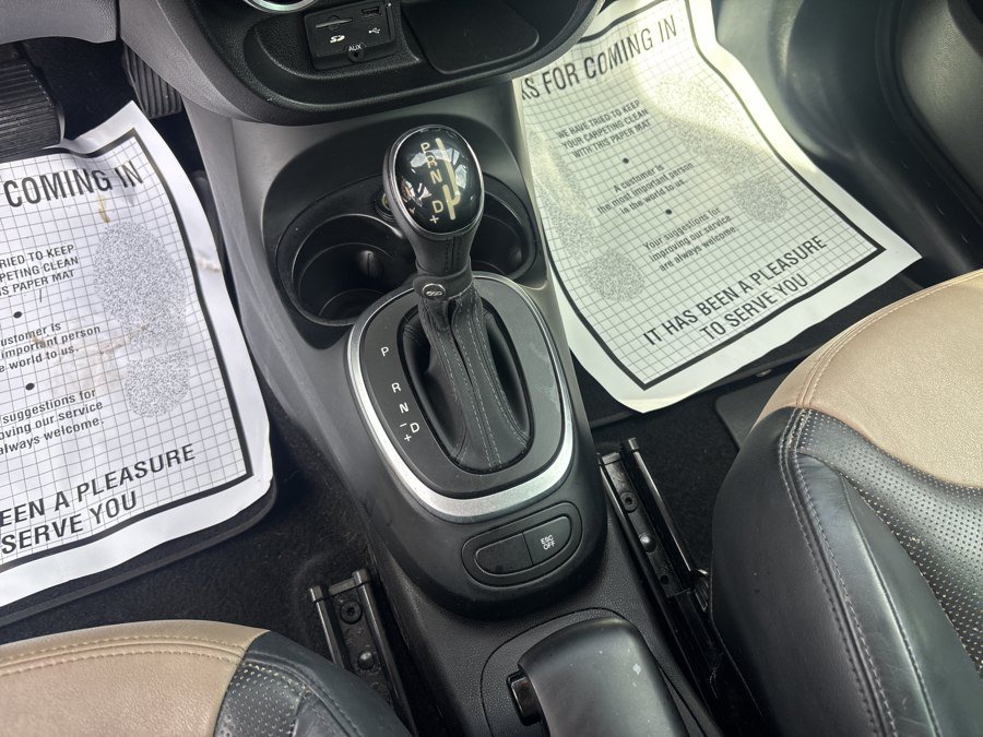 Used 2014 FIAT 500L Lounge FWD image 25