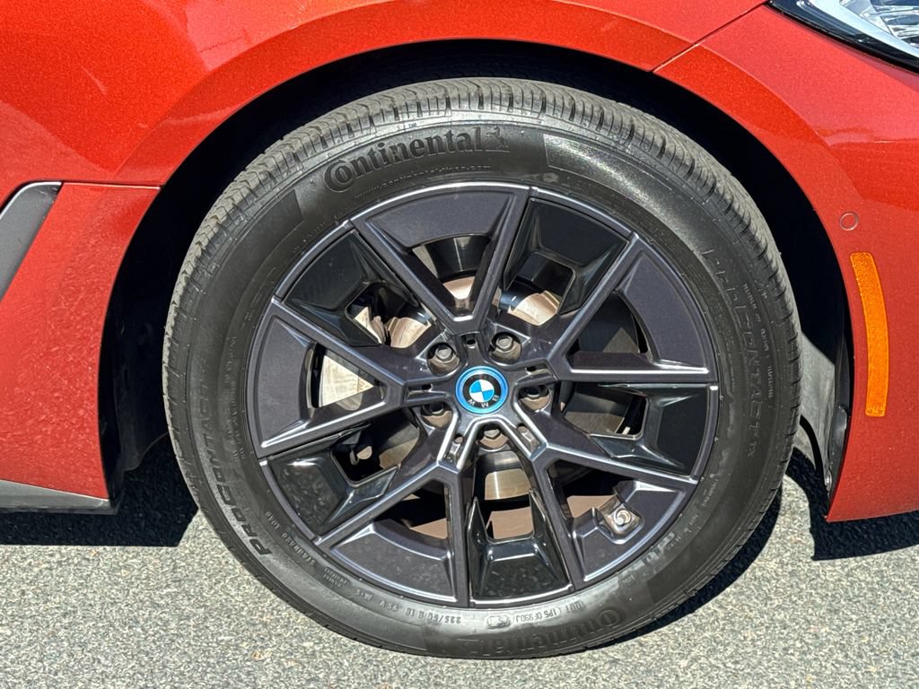 Used 2023 BMW i4 eDrive35 w/ Premium Package RWD image 7