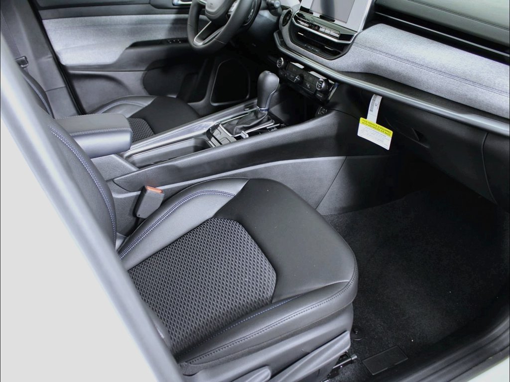 New 2025 Jeep Compass Latitude AWD/4WD image 36