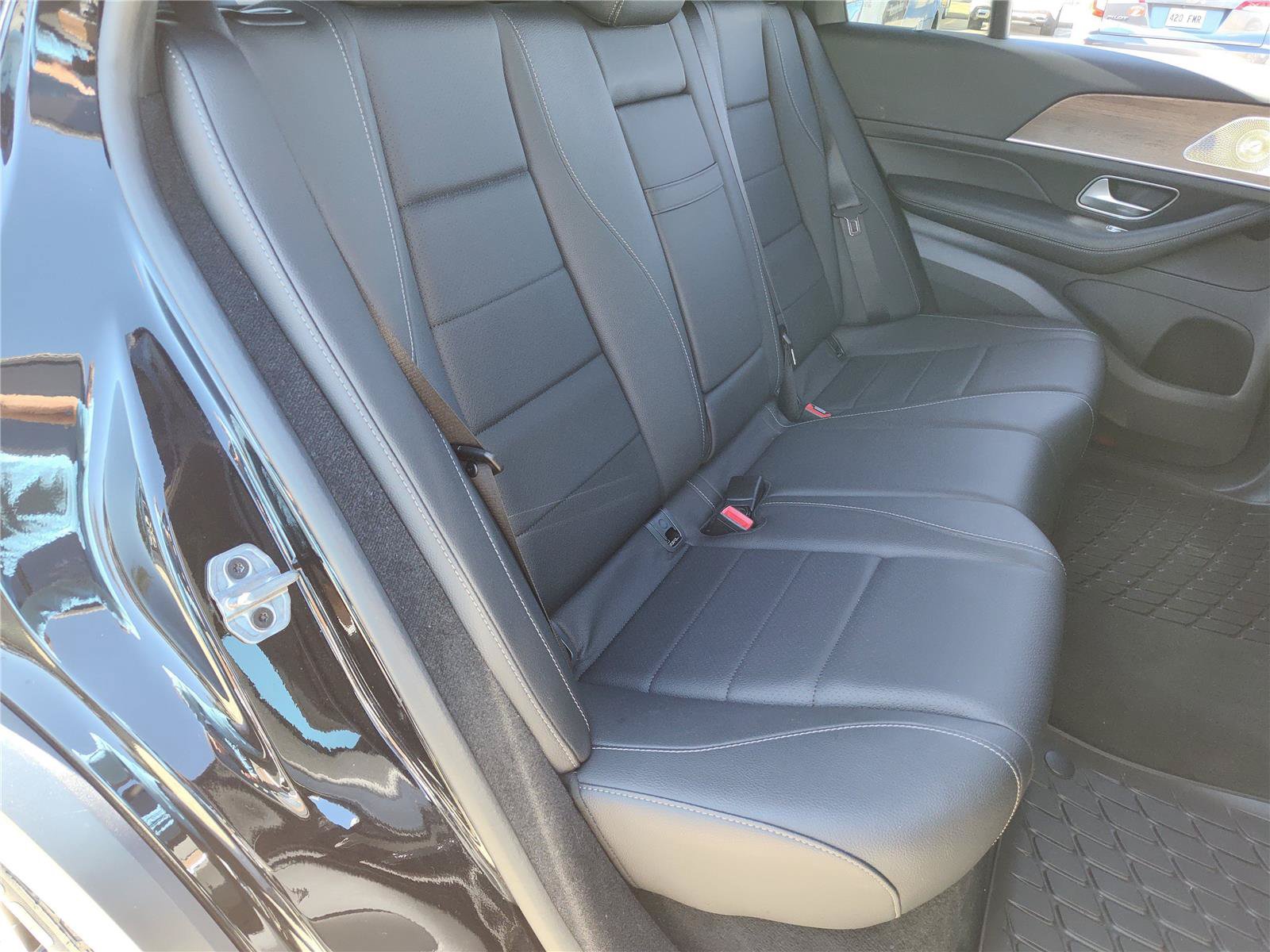 Used 2025 Mercedes-Benz GLE 350 4MATIC image 25