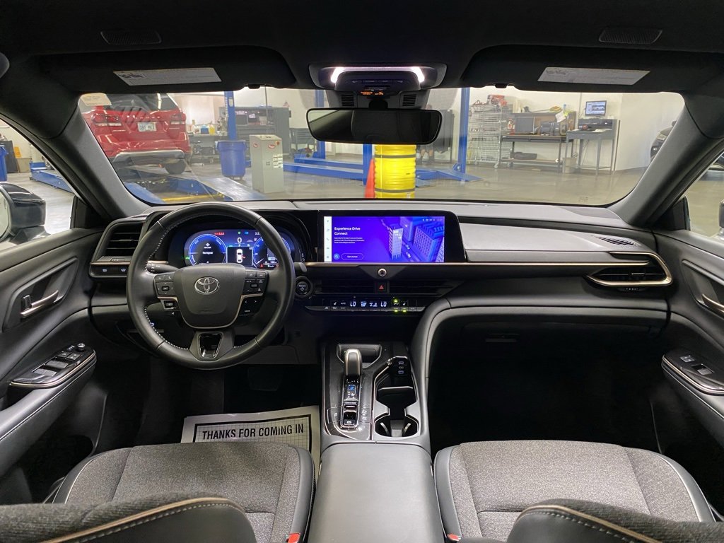 Used 2024 Toyota Crown image 34