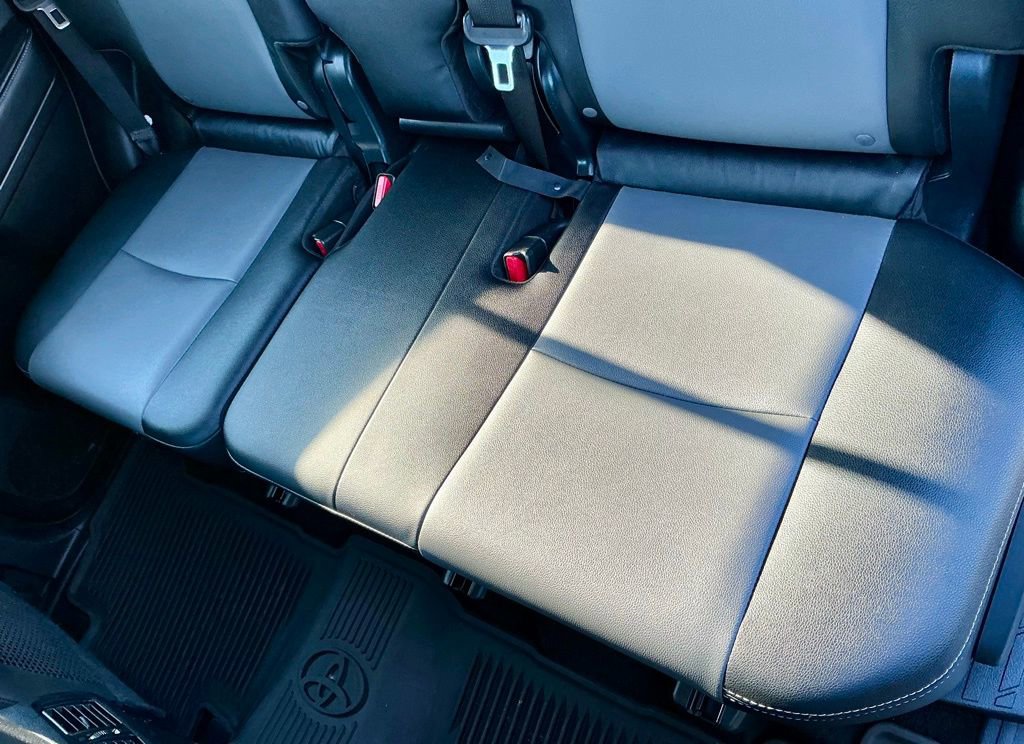 Used 2022 Toyota 4Runner SR5 Premium w/ Moonroof Package image 31