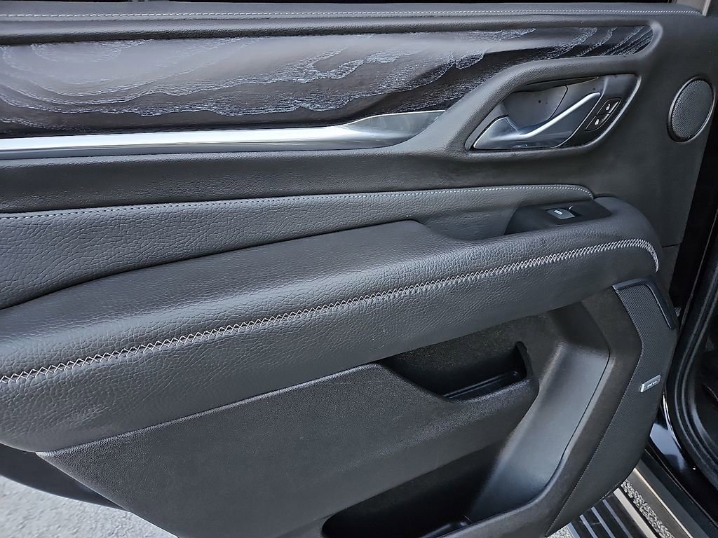 Used 2021 GMC Yukon Denali w/ Denali Ultimate Package image 17