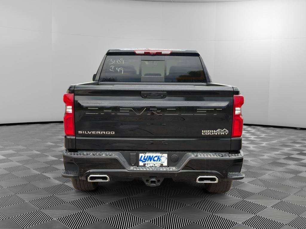 New 2026 Chevrolet Silverado 1500 High Country AWD/4WD image 3