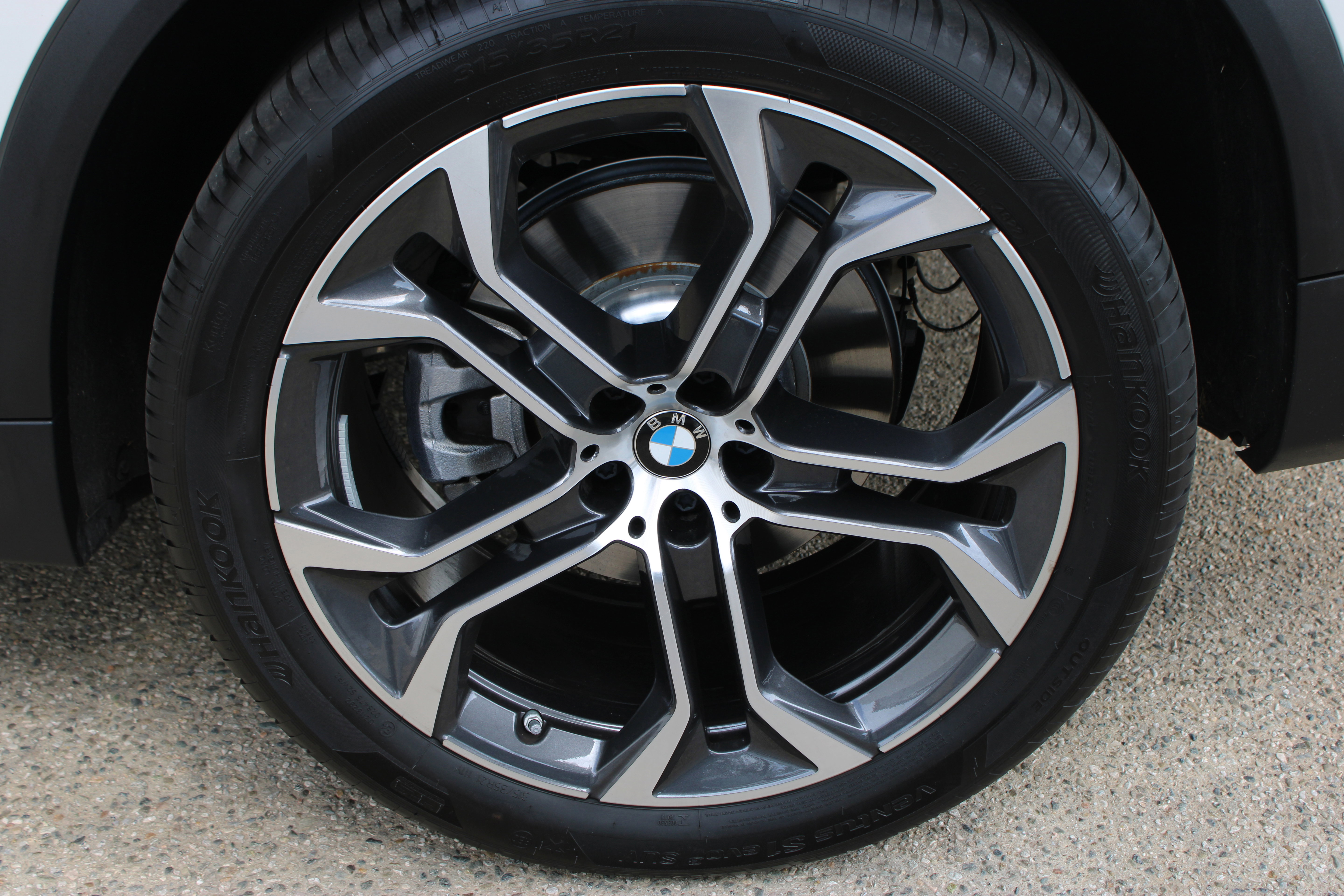 Used 2023 BMW X5 sDrive40i RWD image 15