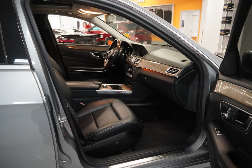 Used 2014 Mercedes-Benz E 350 4MATIC Sedan w/ Premium 1 Package image 23
