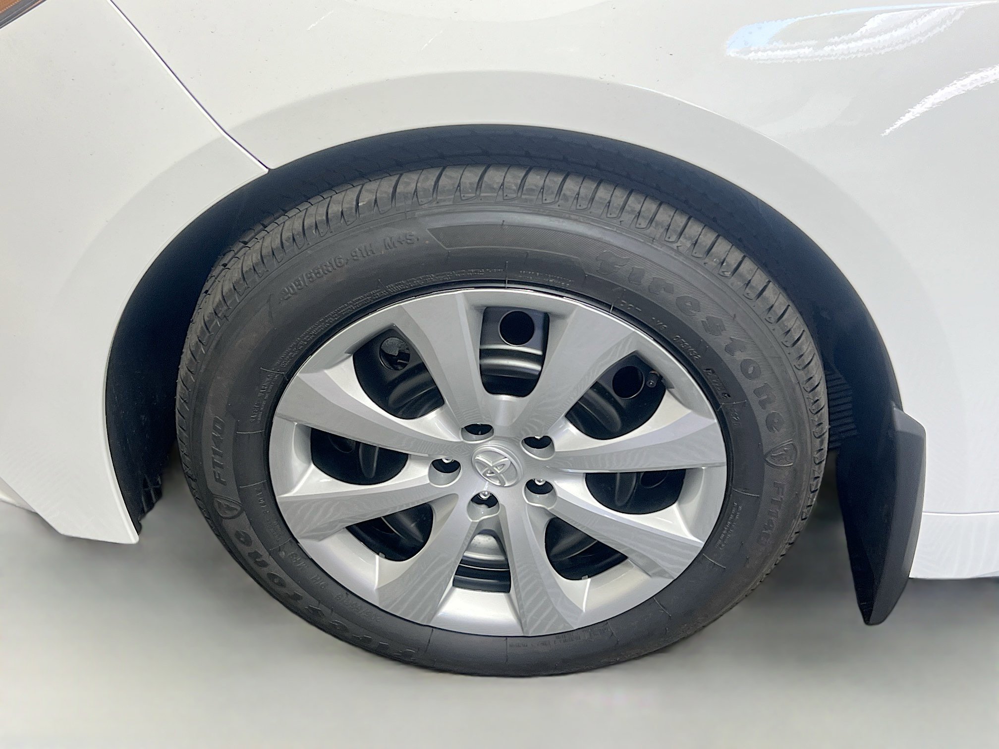 New 2025 Toyota Corolla LE image 13