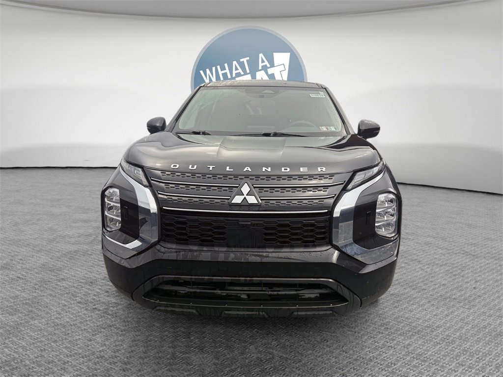 Used 2022 Mitsubishi Outlander ES image 9