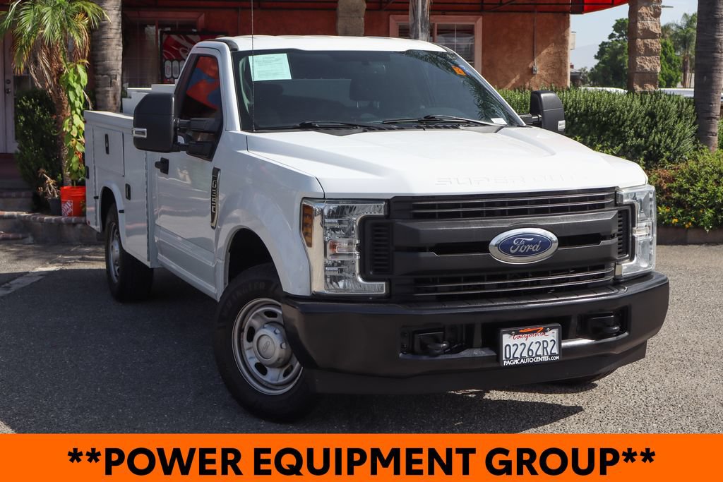 Used 2018 Ford F350 XL w/ Power Equipment Group RWD image 2