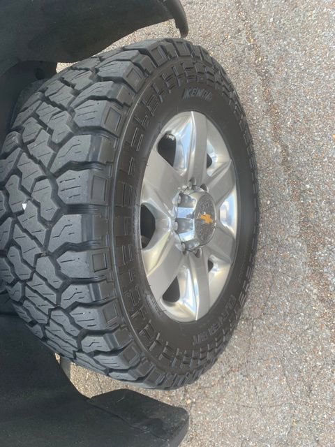 Used 2023 Chevrolet Silverado 2500 LTZ w/ LTZ Plus Package AWD/4WD image 8
