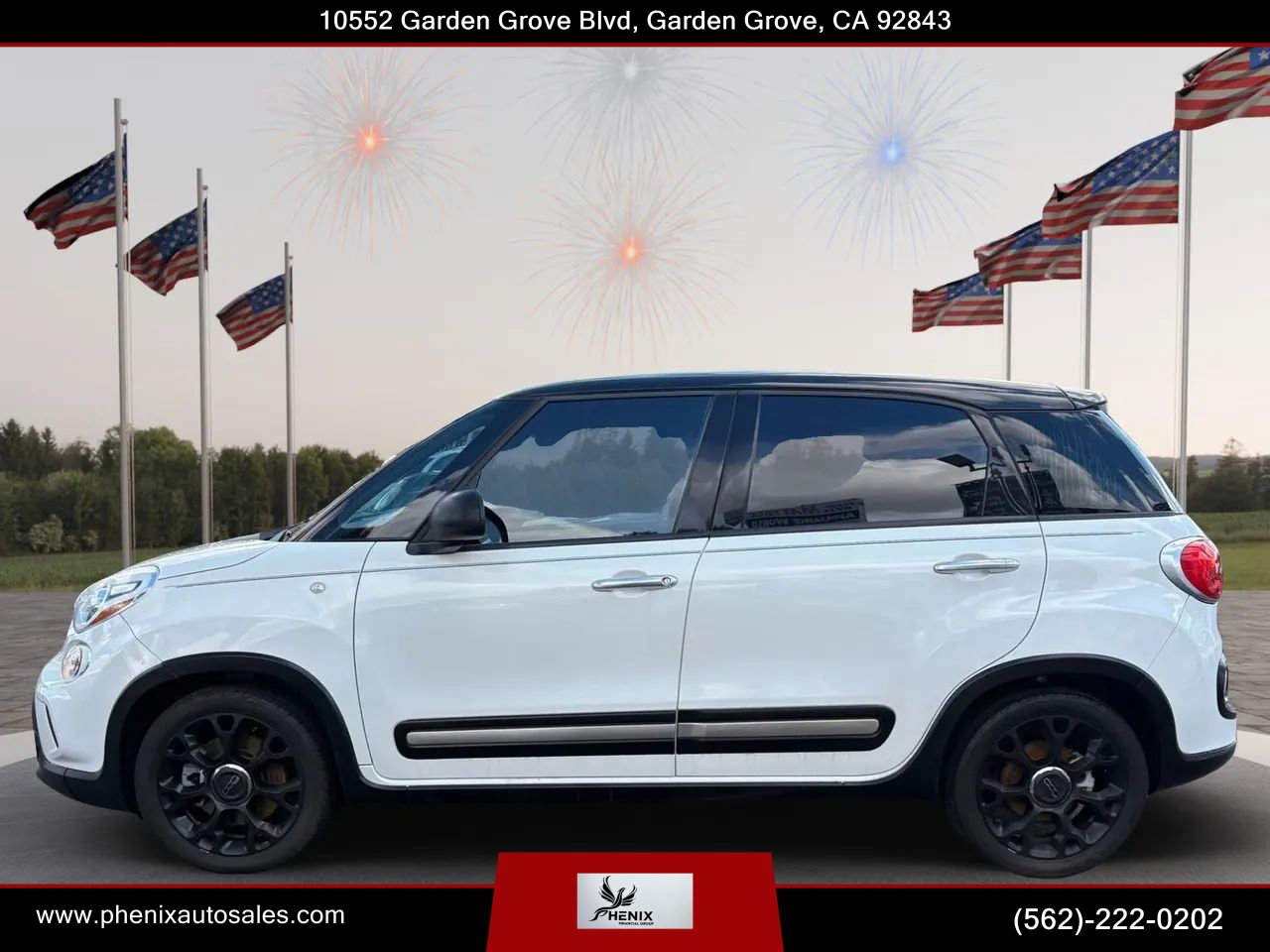 Used 2017 FIAT 500L Trekking w/ Dual-Pane Sunroof Package image 4