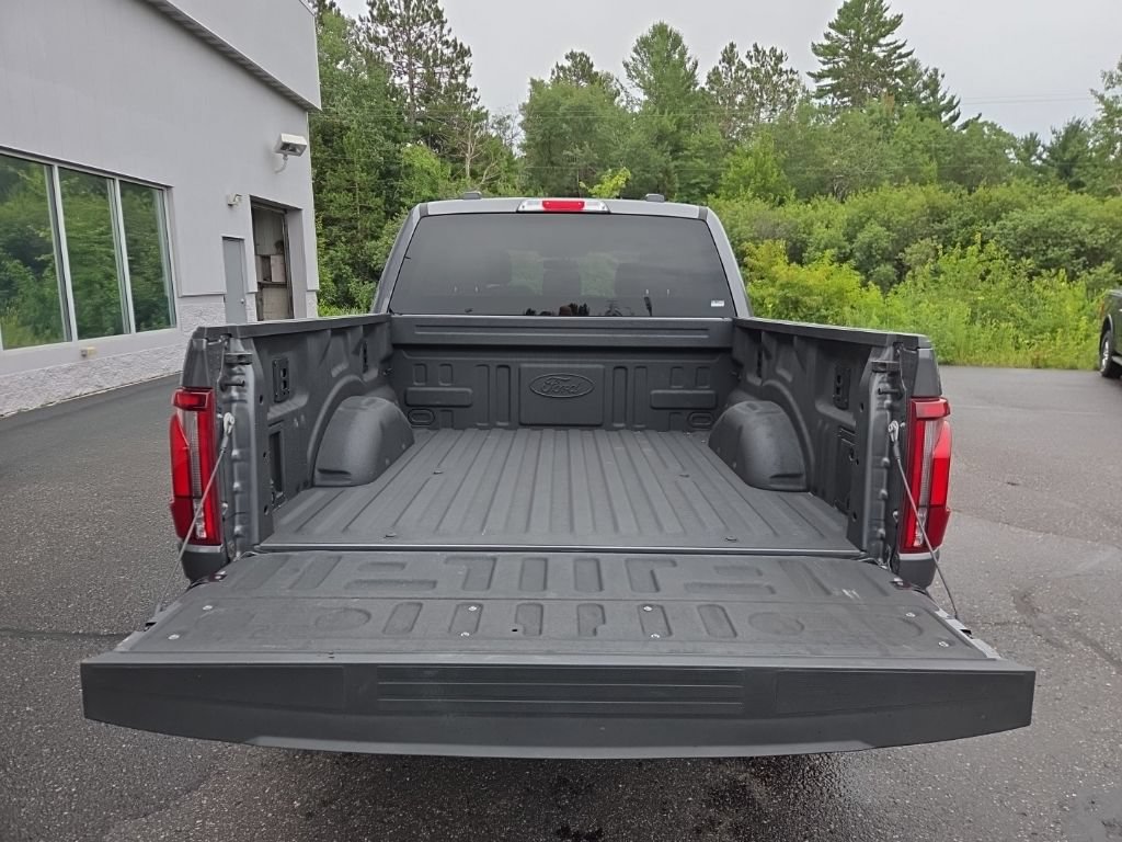 Used 2025 Ford F150 Lariat AWD/4WD image 5