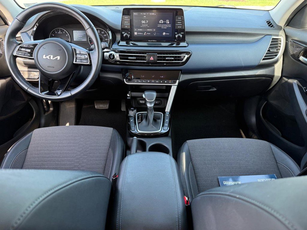 Used 2023 Kia Seltos S AWD/4WD image 12