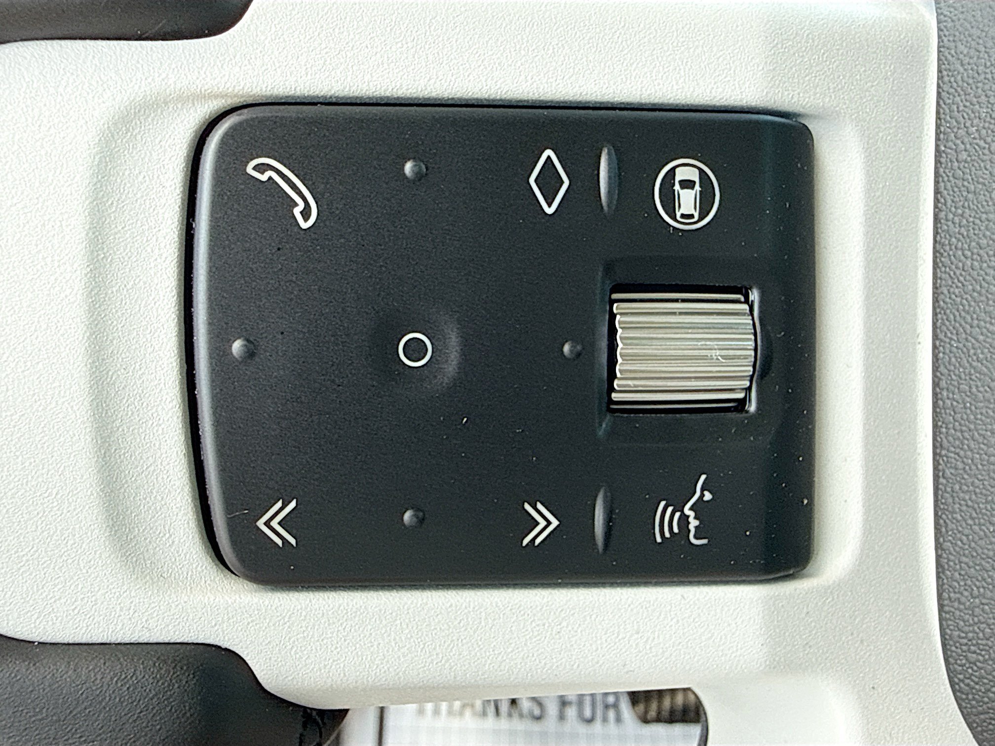 New 2026 Land Rover Defender 110 X-Dynamic SE AWD/4WD image 37