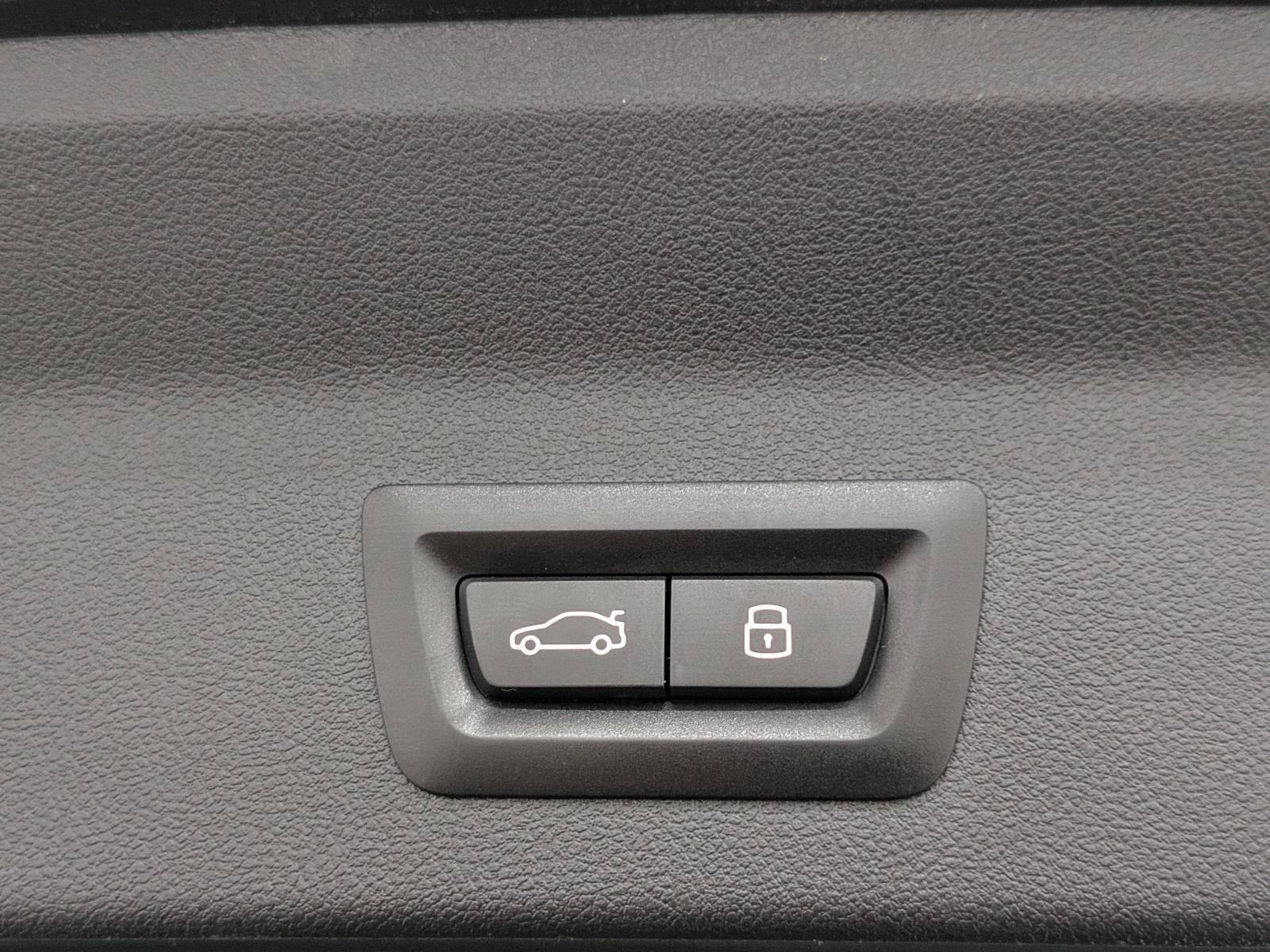 Used 2023 BMW X3 xDrive30i image 16