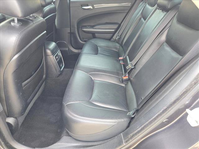 Used 2022 Chrysler 300 Touring L RWD image 18