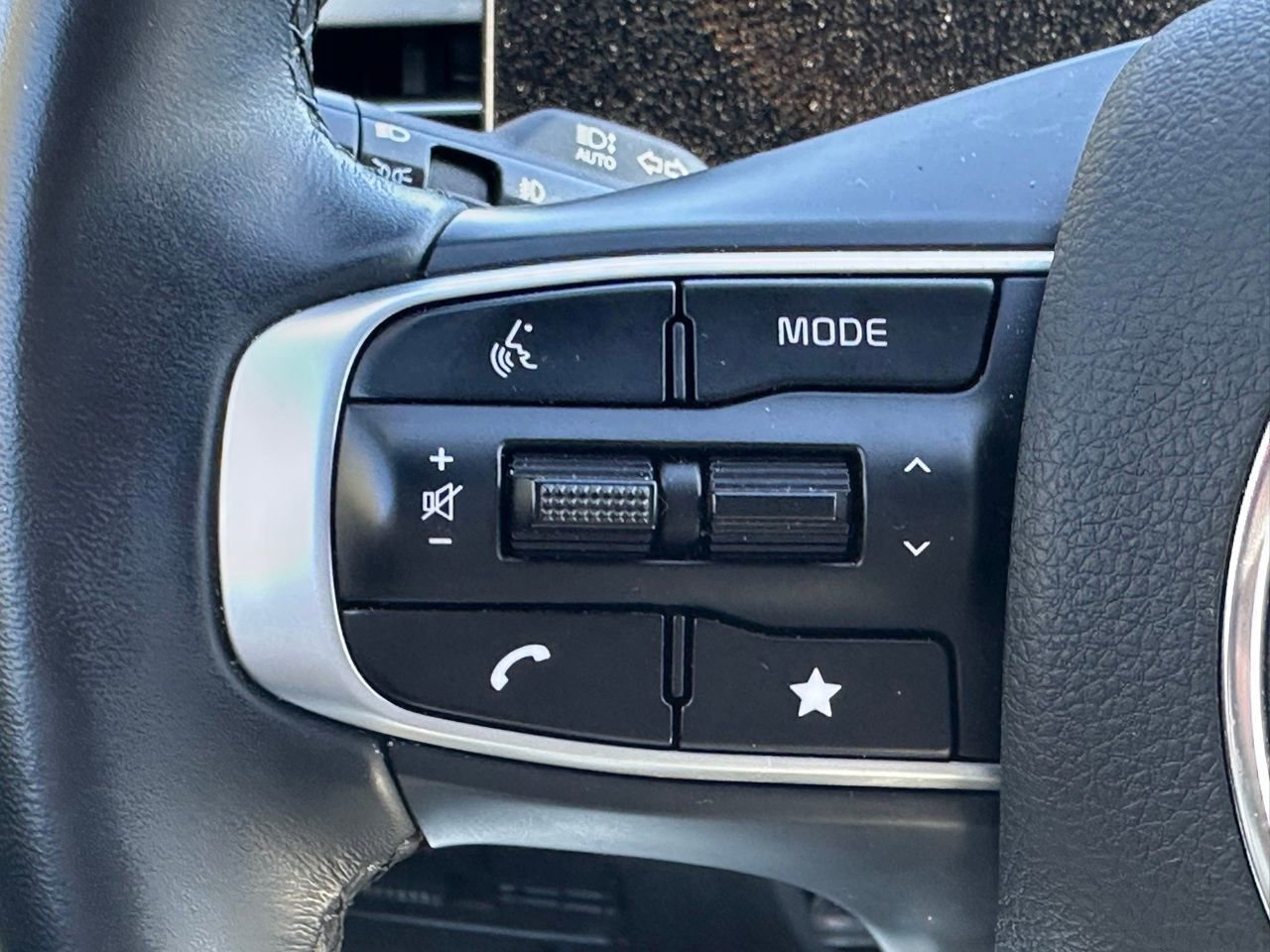 Used 2025 Kia K5 GT-Line w/ GT-Line Premium Package image 23