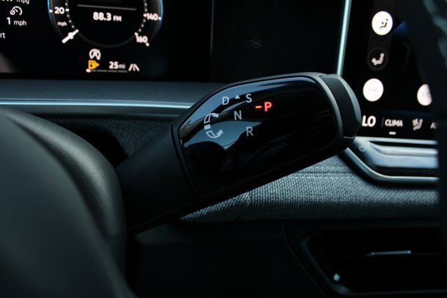 New 2026 Volkswagen Tiguan S image 10