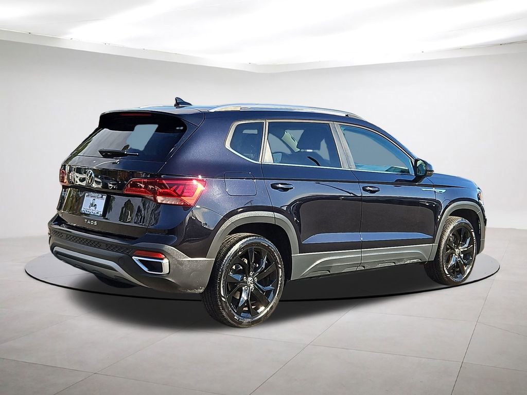 Used 2024 Volkswagen Taos SE image 7