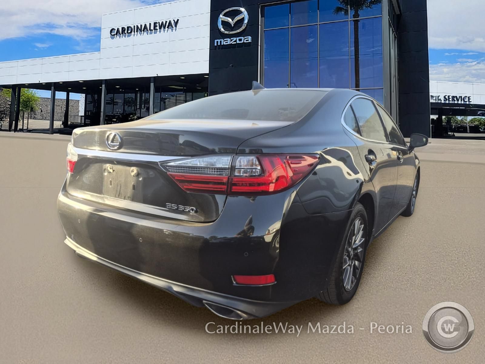 Used 2018 Lexus ES 350 w/ Navigation System Package FWD image 3