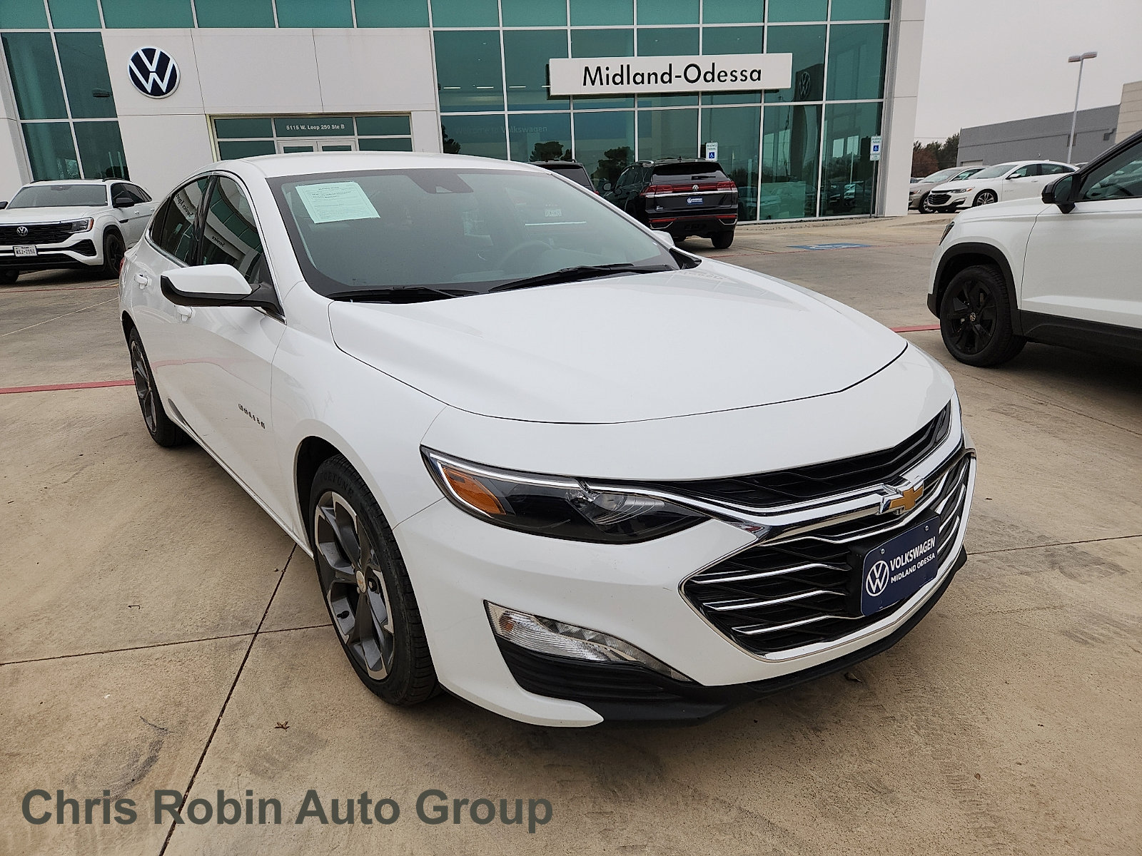 Used 2024 Chevrolet Malibu LT image 1