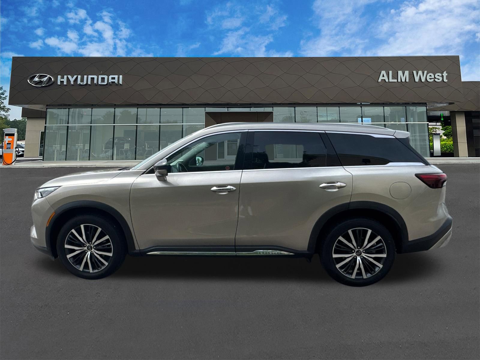 Used 2022 INFINITI QX60 Sensory AWD/4WD image 8