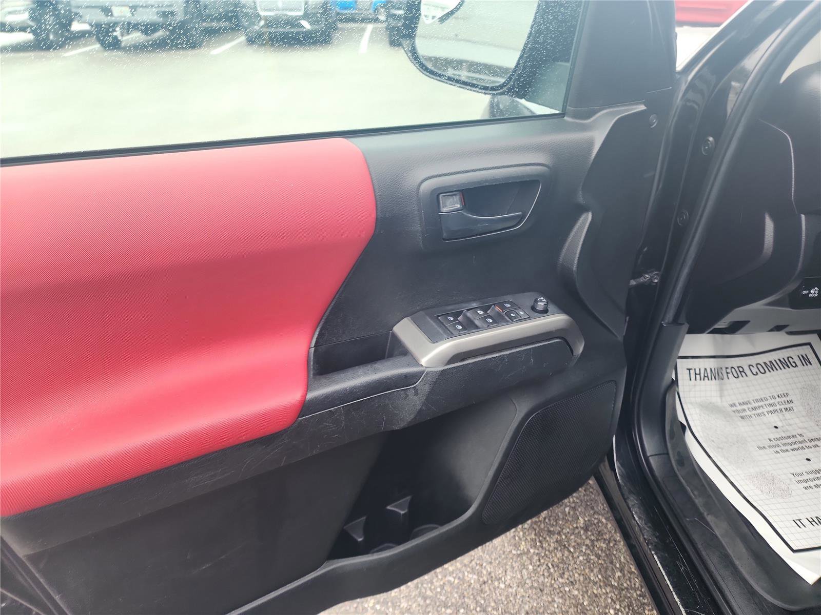 Used 2022 Toyota Tacoma SR5 image 18