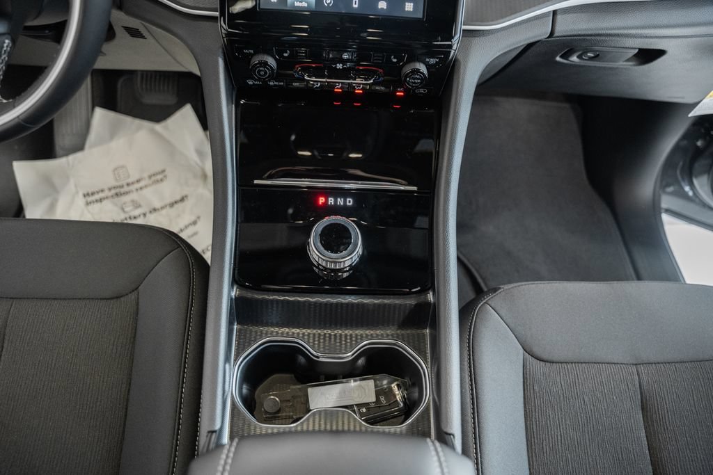 New 2026 Jeep Grand Cherokee L 4WD image 31