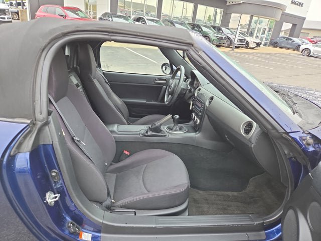 Used 2011 MAZDA MX-5 Miata Sport RWD image 13