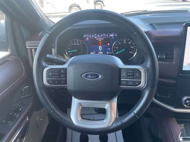 Used 2023 Ford Expedition Limited image 16