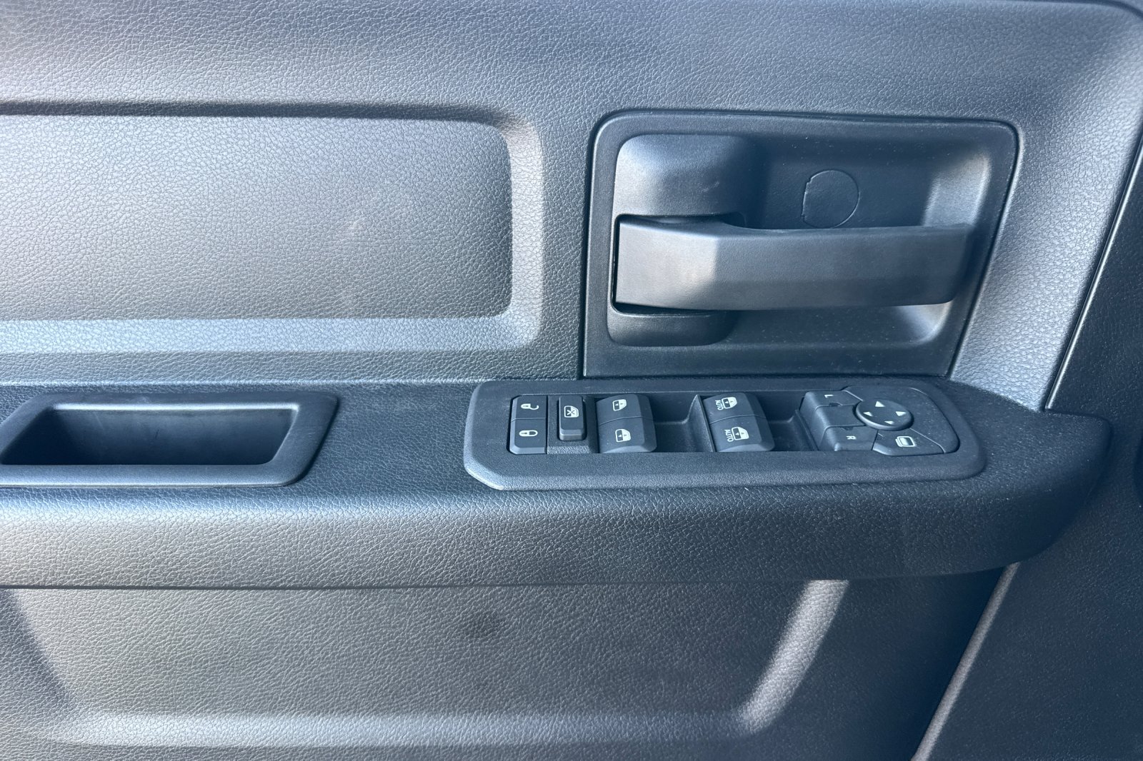New 2027 RAM 3500 Tradesman AWD/4WD image 10