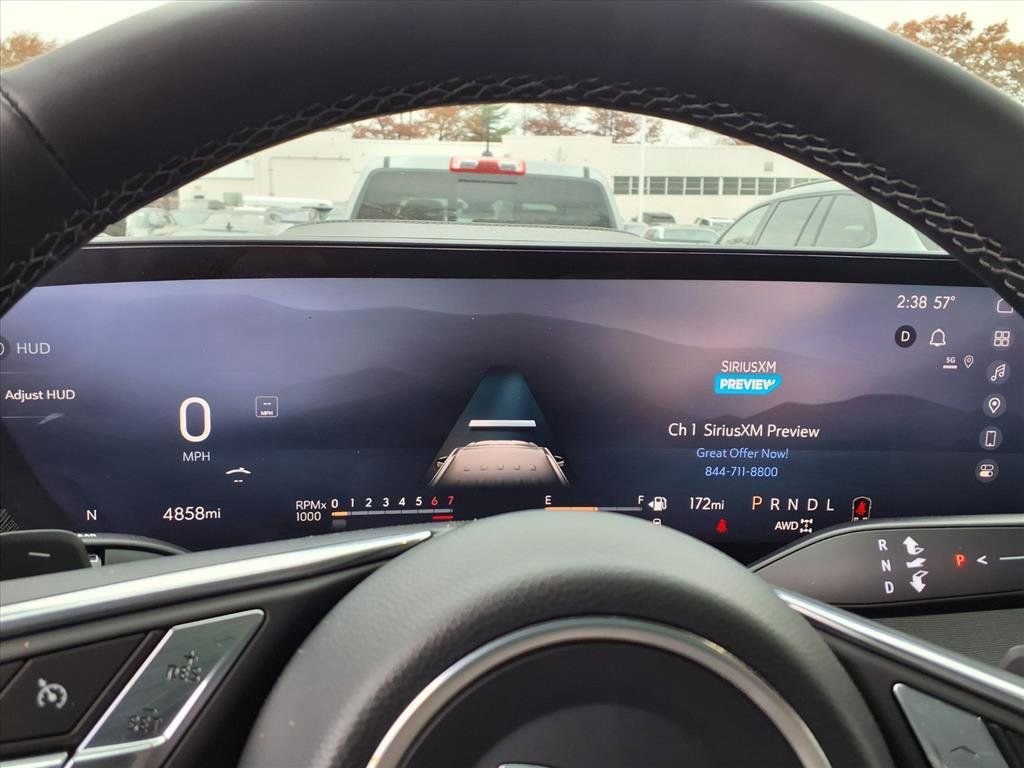 Used 2025 Buick Enclave Preferred w/ Power Package image 13