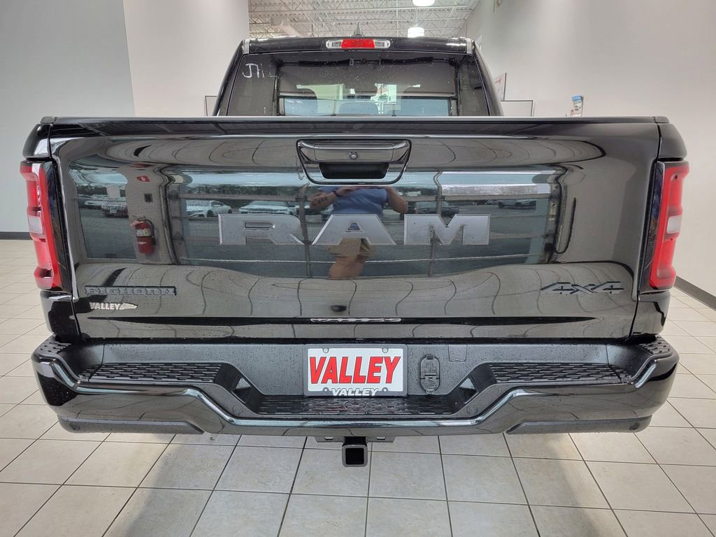 New 2026 RAM 1500 4x4 Crew Cab image 5