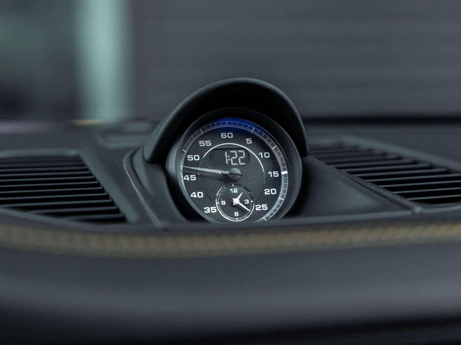 Used 2018 Porsche 911 Turbo S image 47