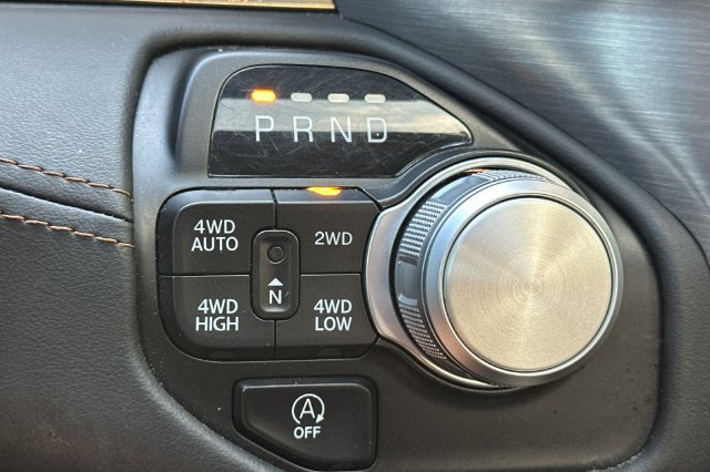 Used 2022 RAM 1500 Limited w/ Body Color Bumper Group AWD/4WD image 23