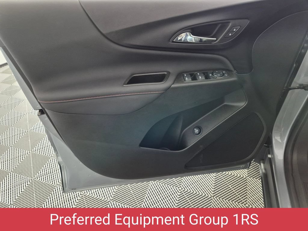 Used 2024 Chevrolet Equinox RS AWD/4WD image 11