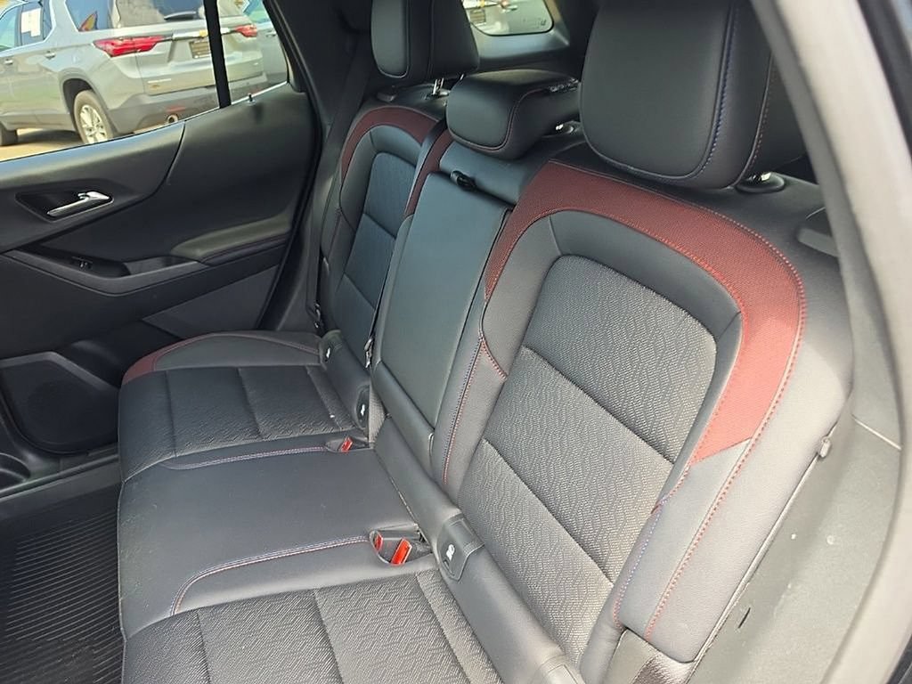 Used 2026 Chevrolet Equinox RS w/ Convenience Package III AWD/4WD image 12
