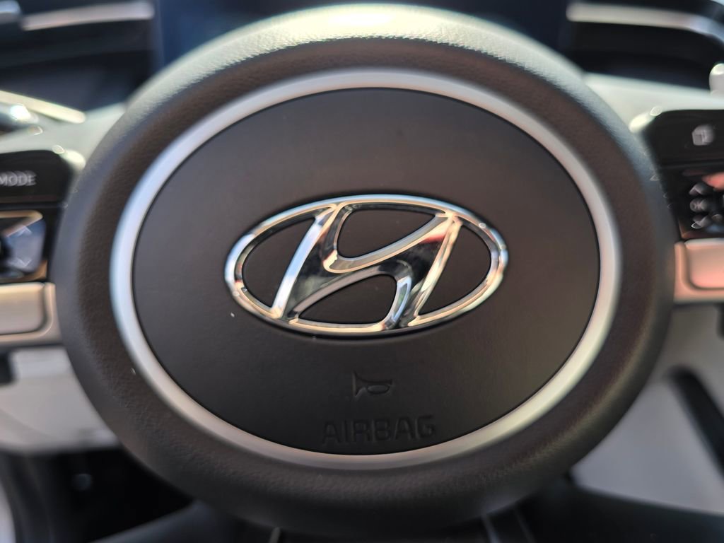 Certified 2024 Hyundai Tucson Limited AWD/4WD image 26