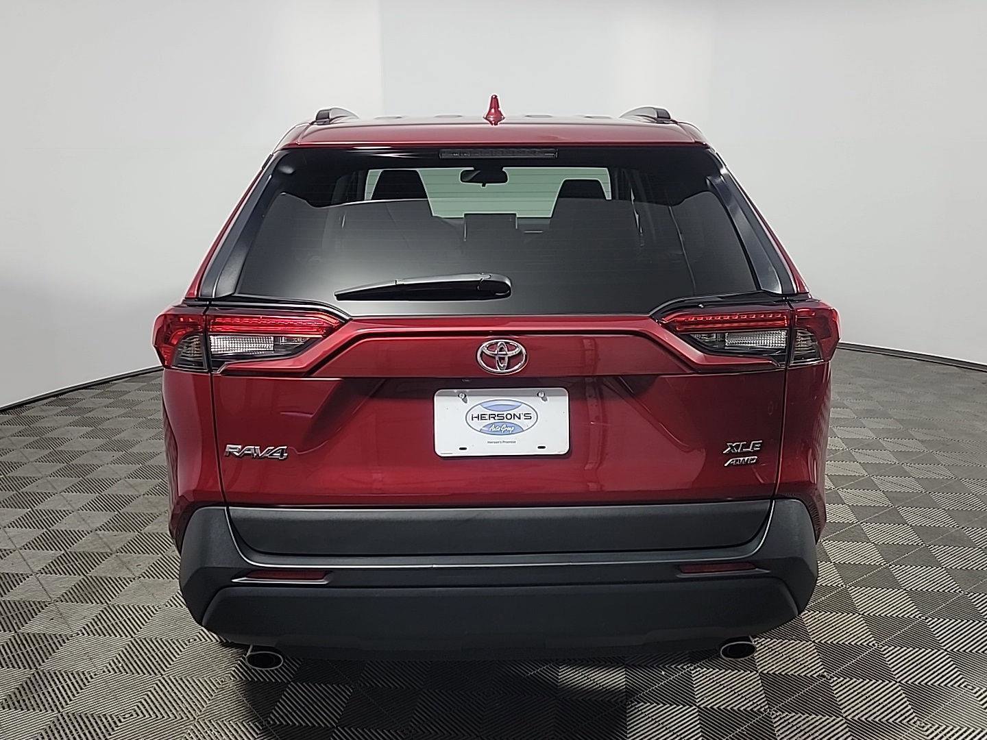 Used 2024 Toyota RAV4 XLE image 5