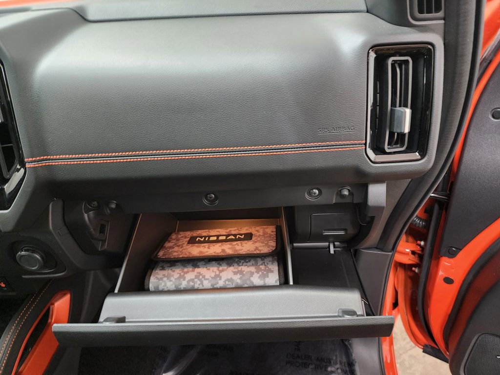 Used 2025 Nissan Frontier PRO-4X w/ Pro Convenience Package image 33