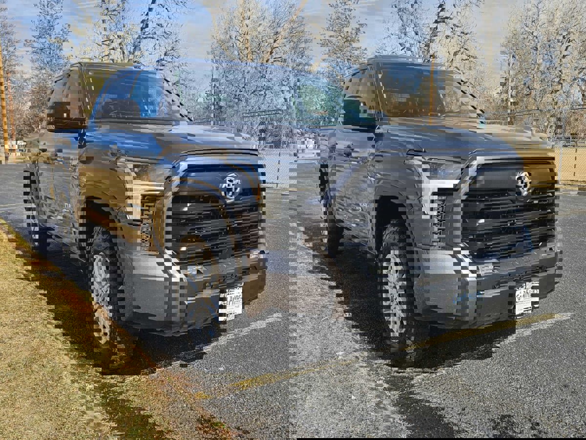 Used 2023 Toyota Tundra SR5 w/ SR5 Convenience Package image 7