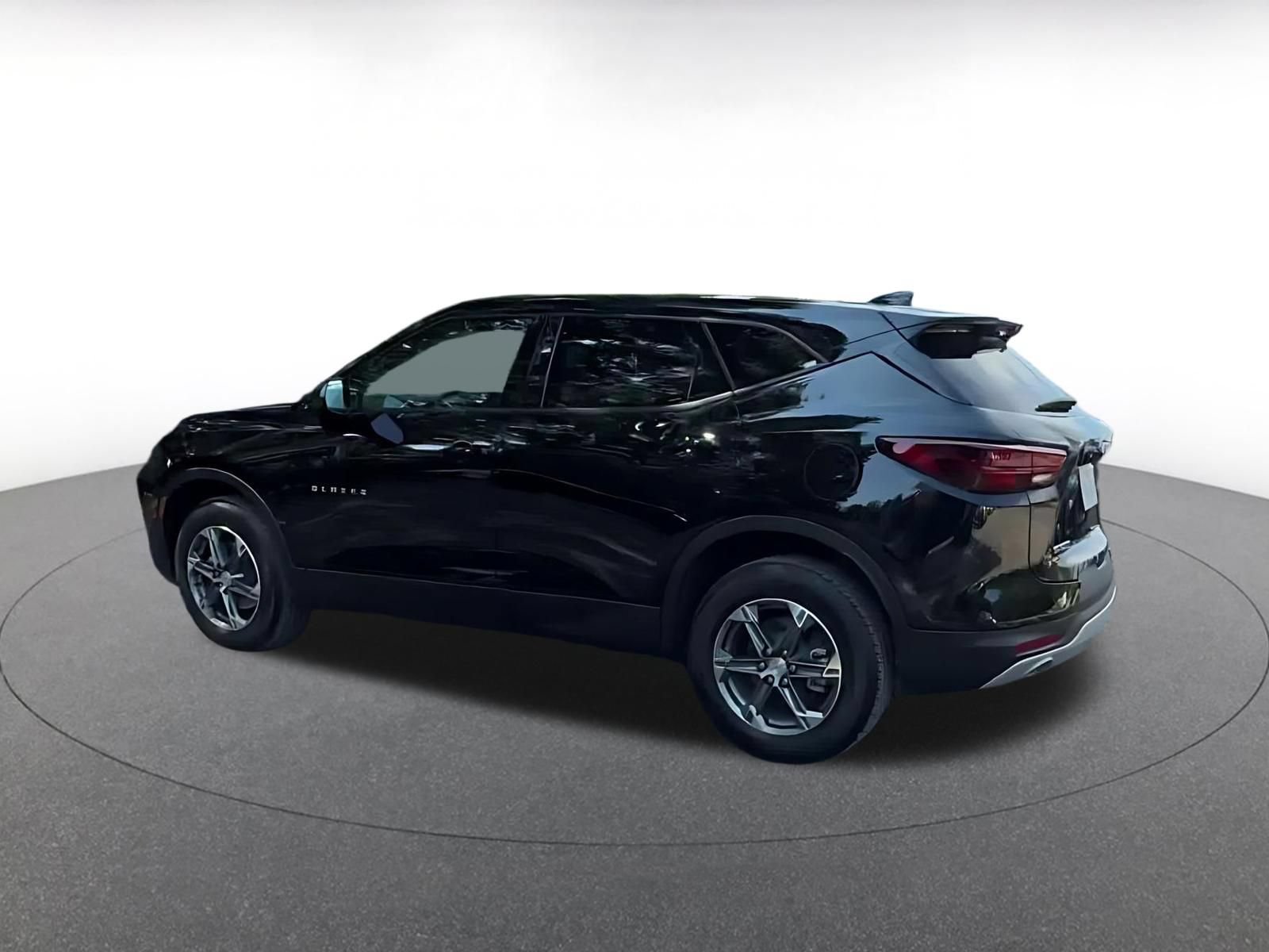 Used 2026 Chevrolet Blazer LT FWD image 15