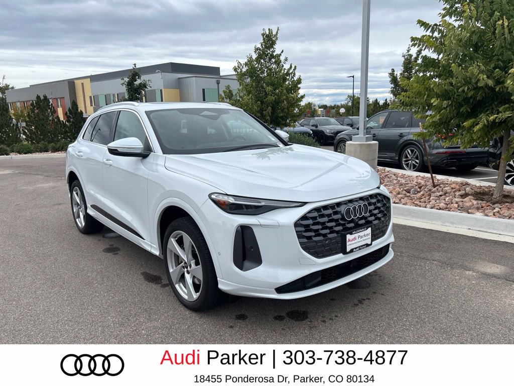 Used 2025 Audi Q5 Premium Plus w/ Premium Plus AWD/4WD image 3