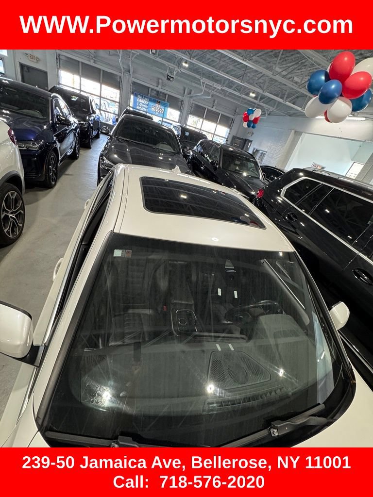 Used 2020 BMW 330i xDrive Sedan w/ Driving Assistance Package AWD/4WD image 5