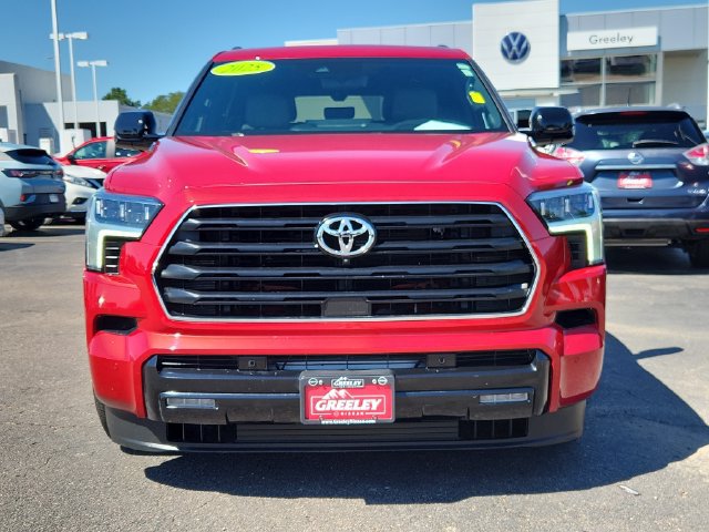 Used 2025 Toyota Sequoia Limited w/ Tow Technology Package AWD/4WD image 5