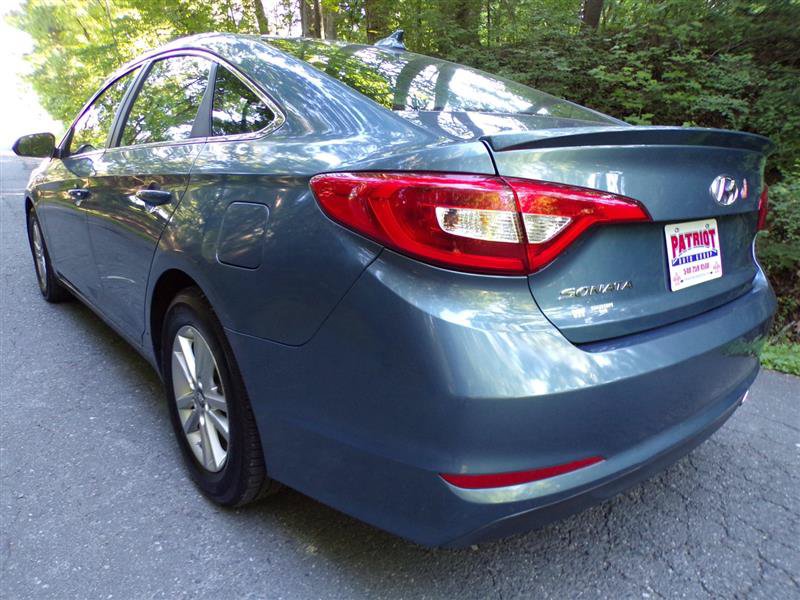 Used 2017 Hyundai Sonata SE FWD image 6