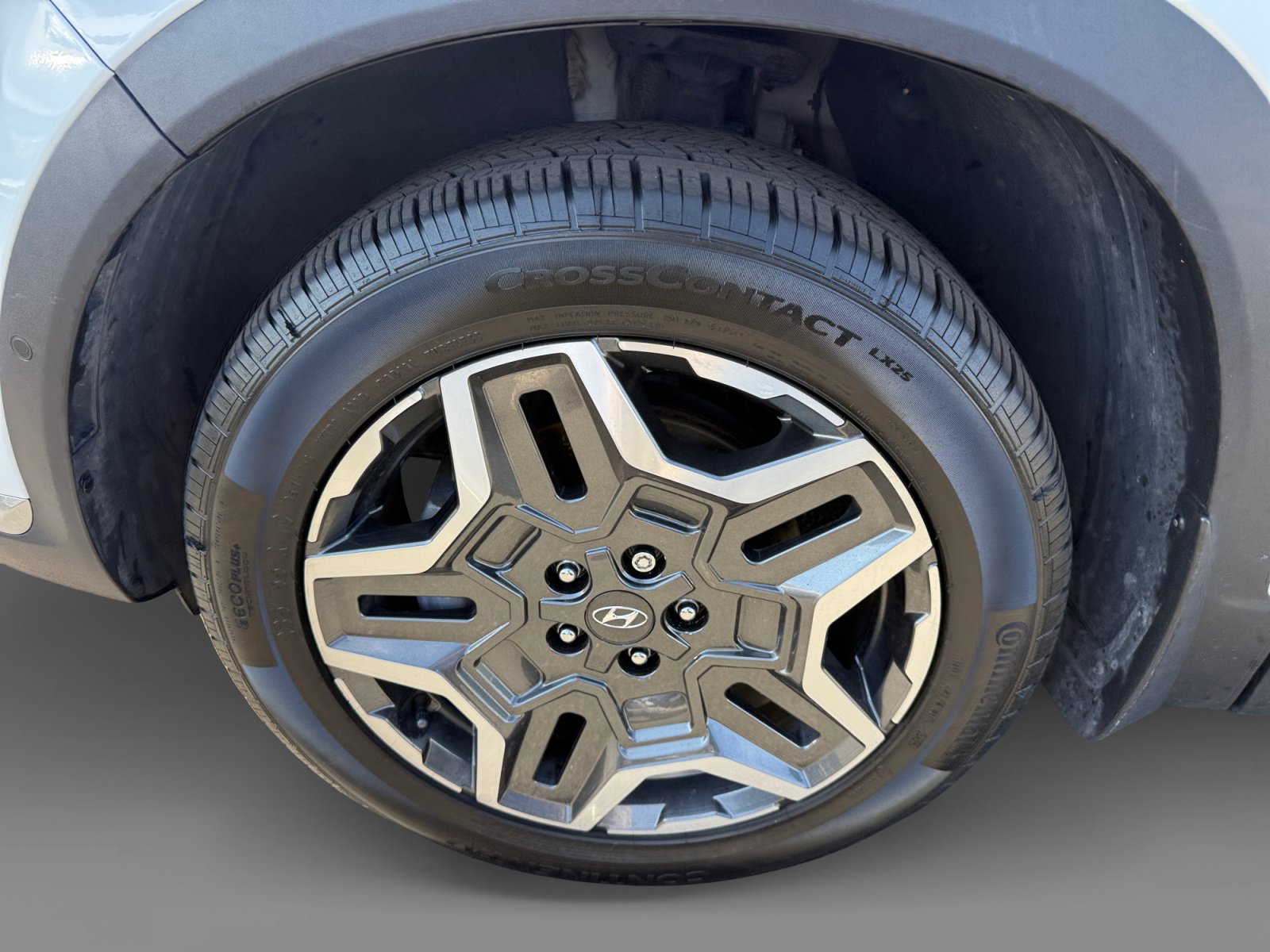 Used 2021 Hyundai Santa Fe Limited AWD/4WD image 9