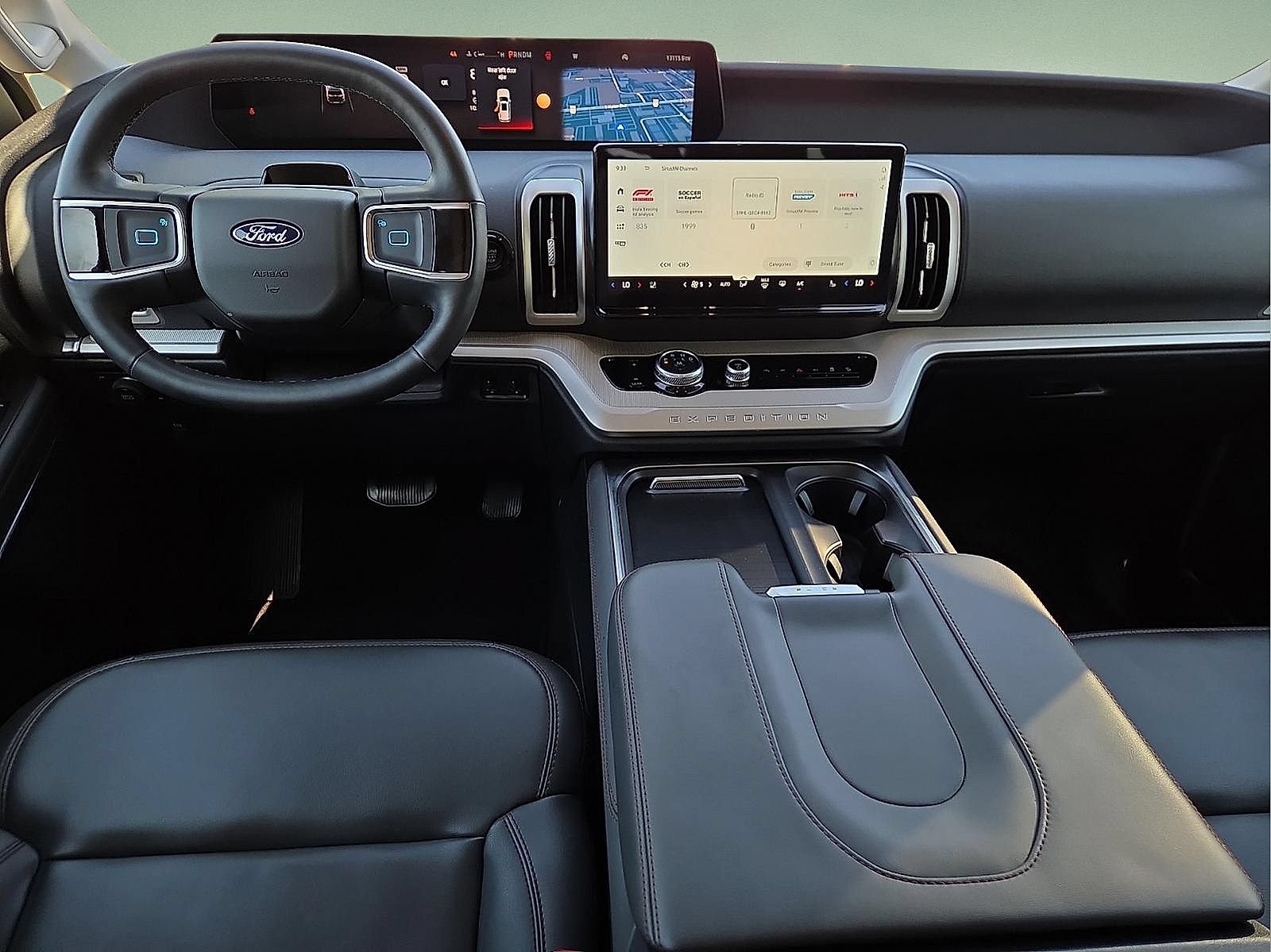 Used 2025 Ford Expedition Active AWD/4WD image 12