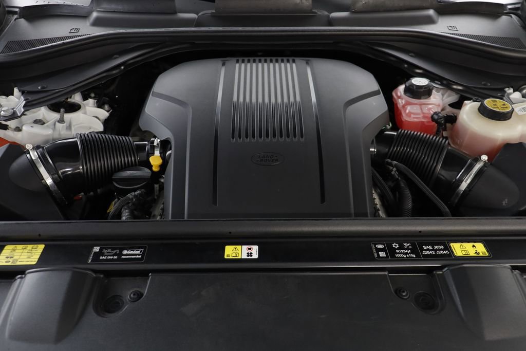 Used 2025 Land Rover Range Rover Autobiography image 26